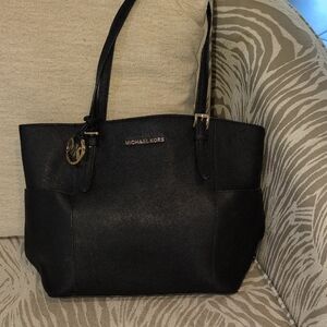 Michael Kors Jet Set Black Tote